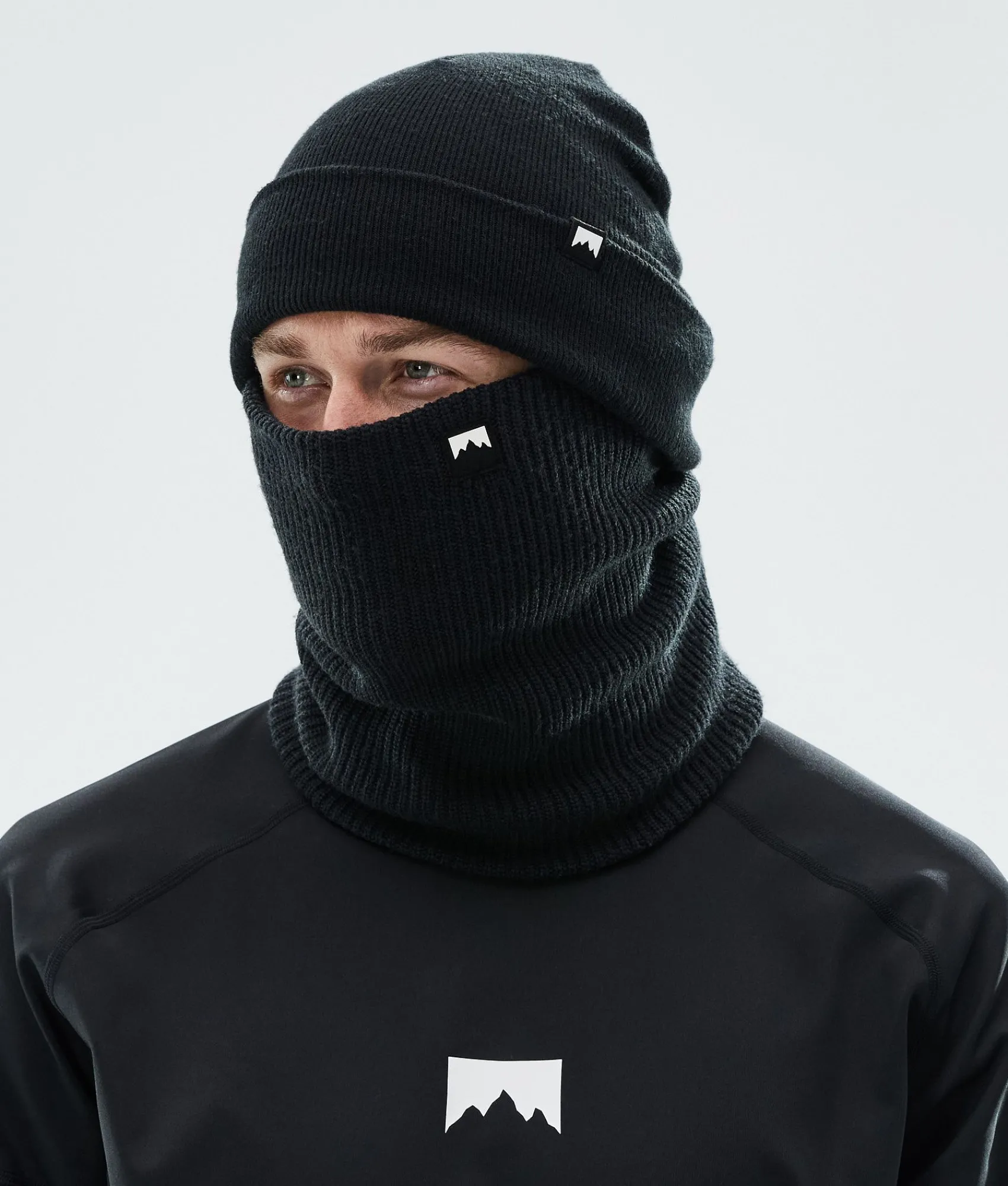 MONTEC Classic Knitted Black Shop