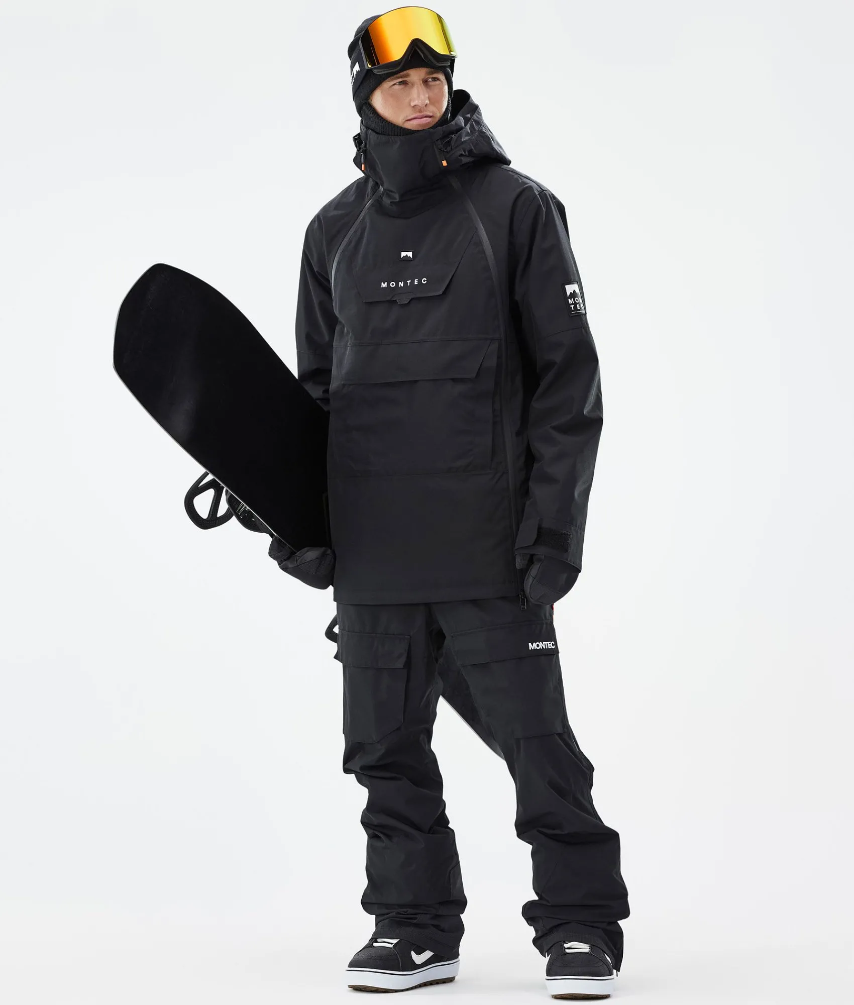 MONTEC Doom Black Store