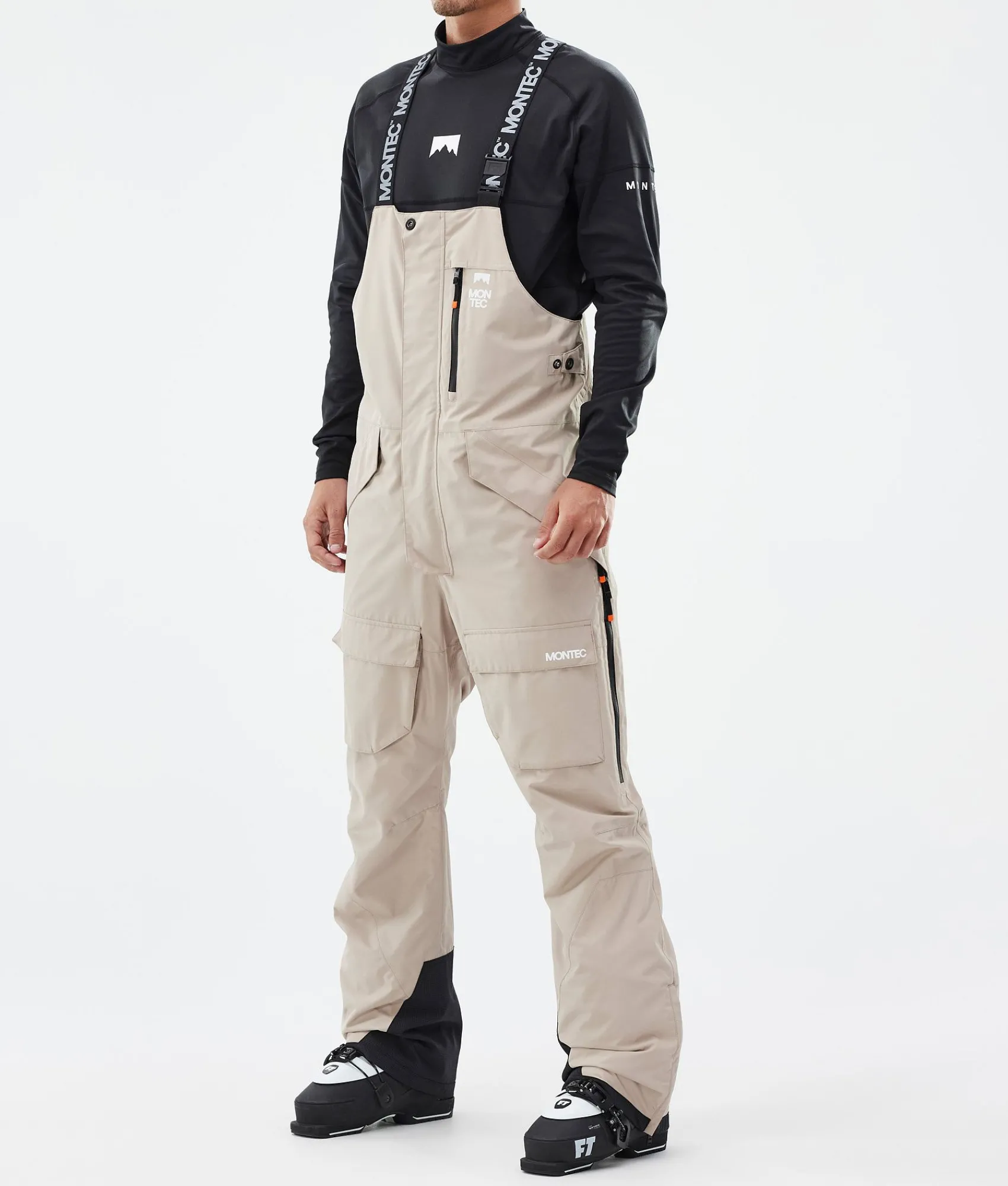 MONTEC Fawk Sand Outlet