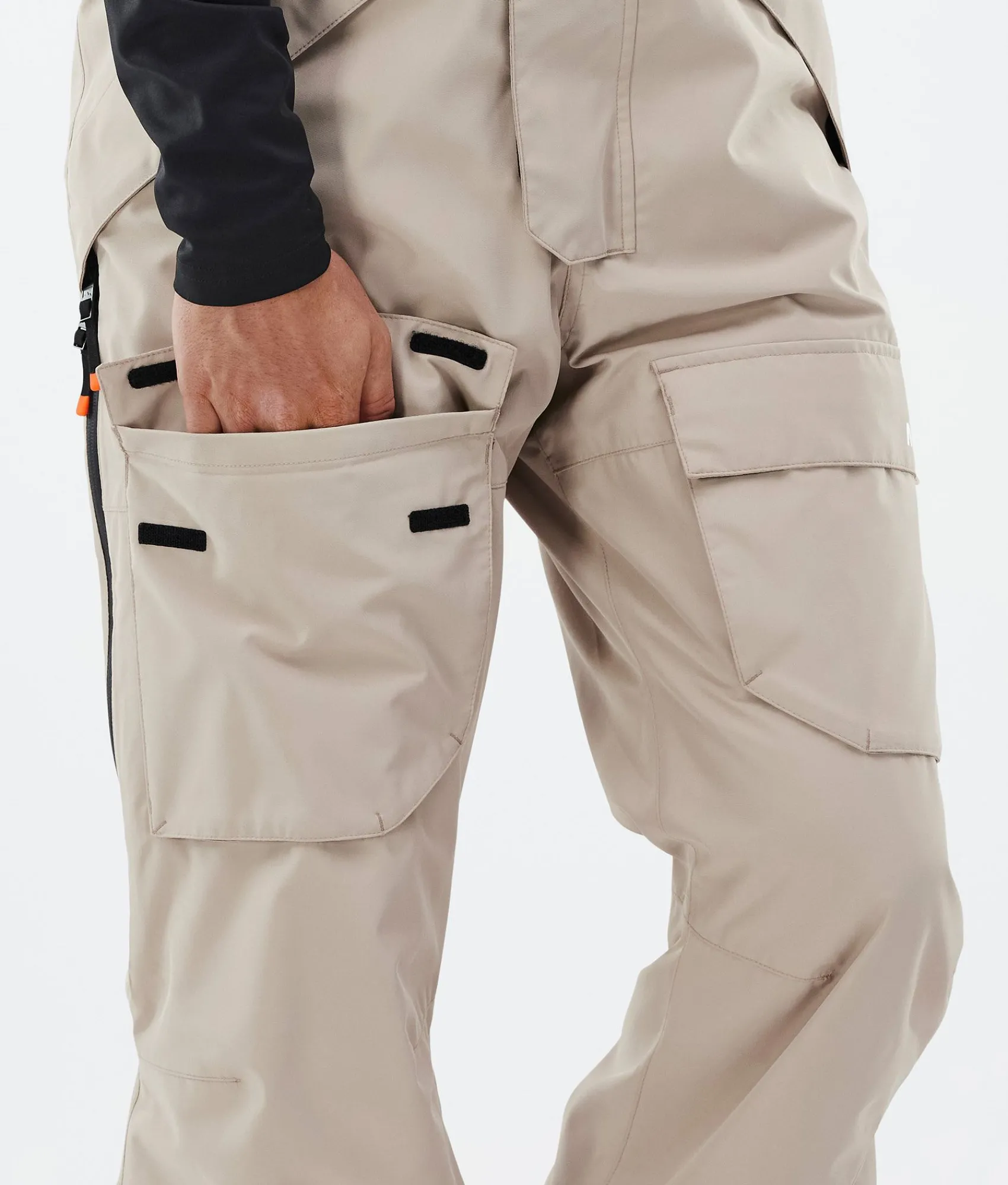 MONTEC Fawk Sand Outlet