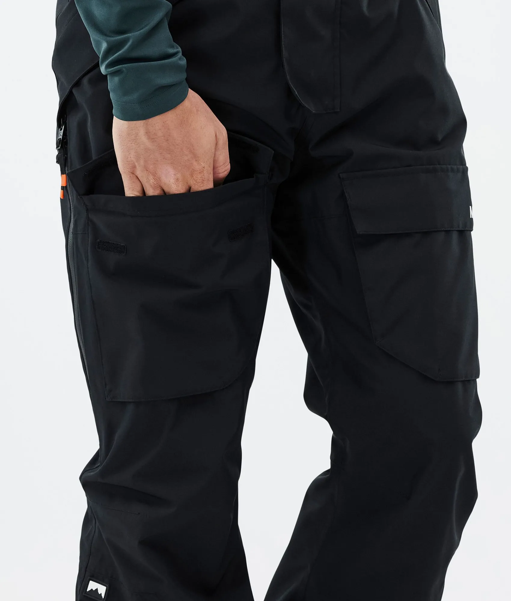 MONTEC Fawk Black Outlet