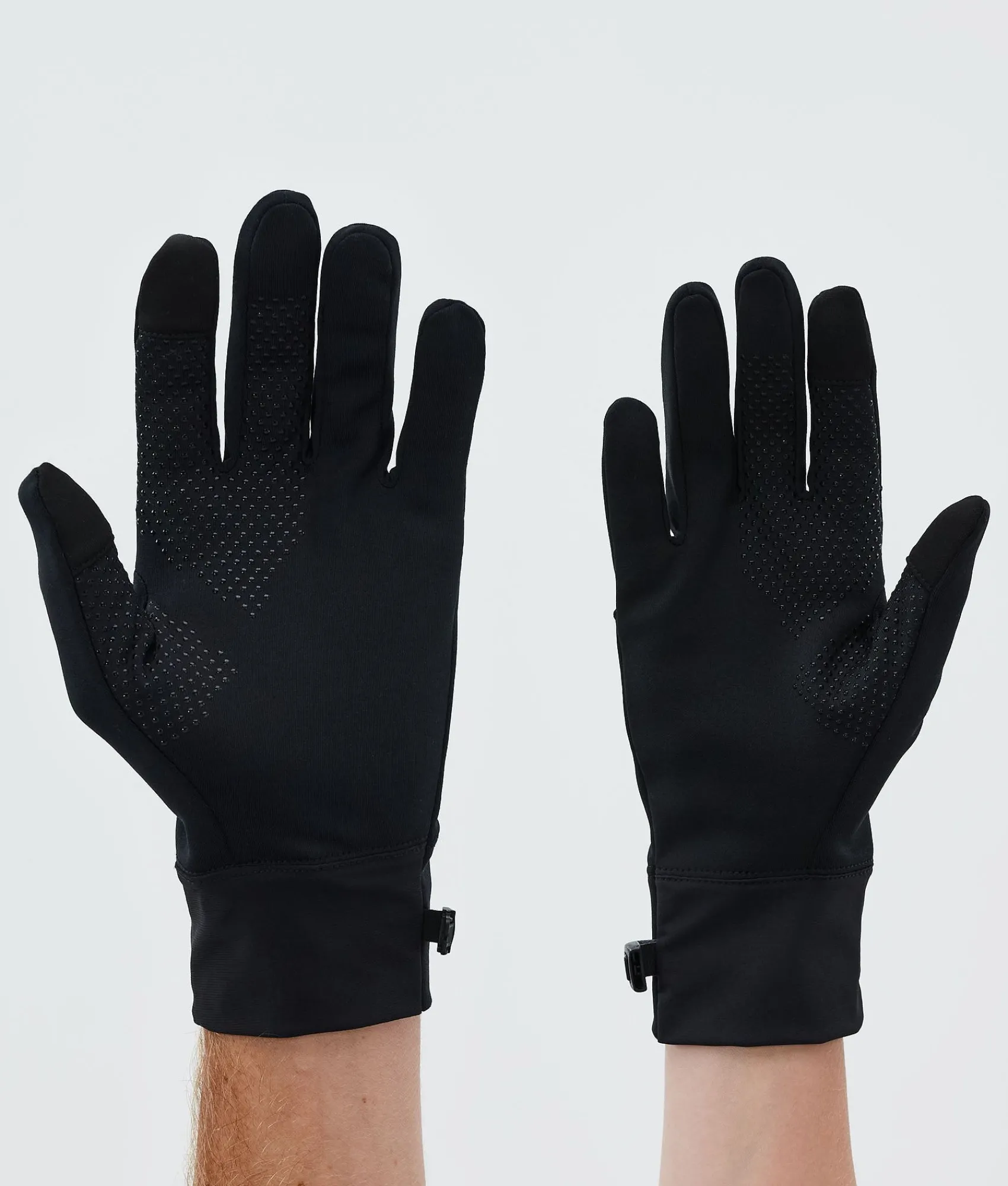 MONTEC Utility Black/White Outlet